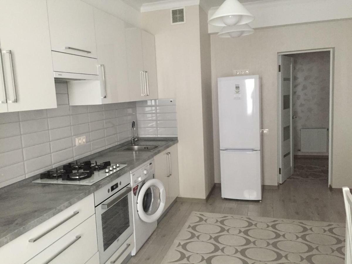 Center Apartment On Albisoara Street Chisinau Exterior photo