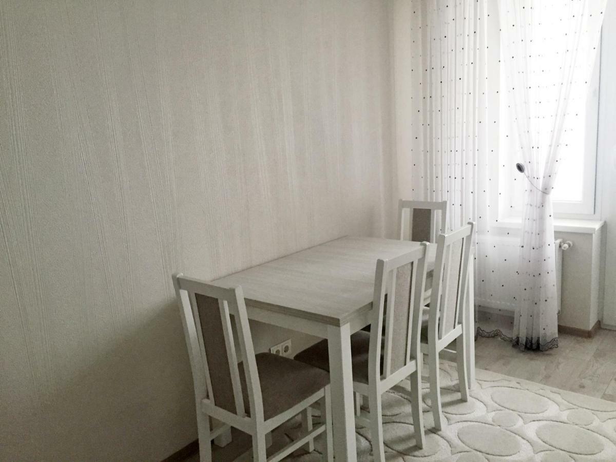 Center Apartment On Albisoara Street Chisinau Exterior photo